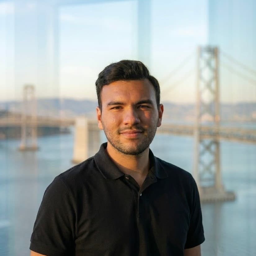 Oguzhan Atalay — Senior Software Engineer · AI Systems · Building in Public